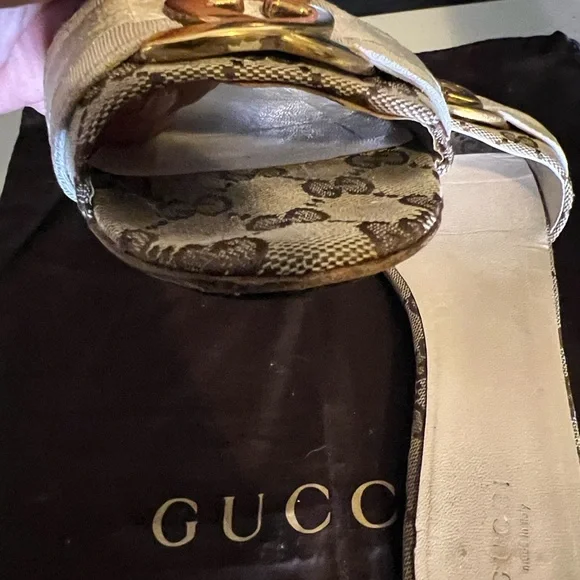 Gucci Women's Brown and Gold Slide Sandals